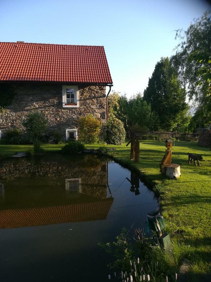 Apartman Dvorecna Loučovice Exterior foto